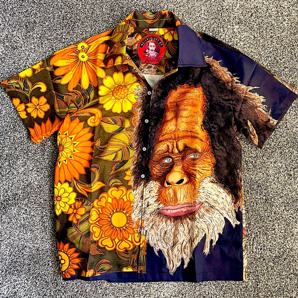 Harry & the Henderson’s Vintage Style Bigfoot Floral Button-Down Hawaiian Shirt